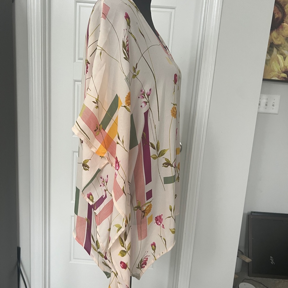 Floral Print V-Neck Women's Top Oversized Chiffon Deep Back V Flowy and Drapey - Picture 9 of 11